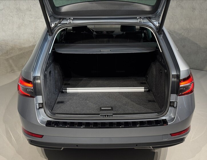 Škoda Superb Kombi 2,0 l 110 kw