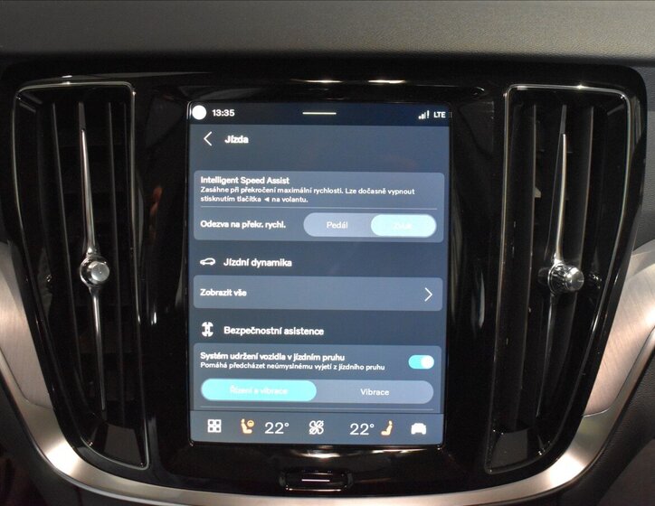 Volvo V60 Kombi 2,0 l 145 kw