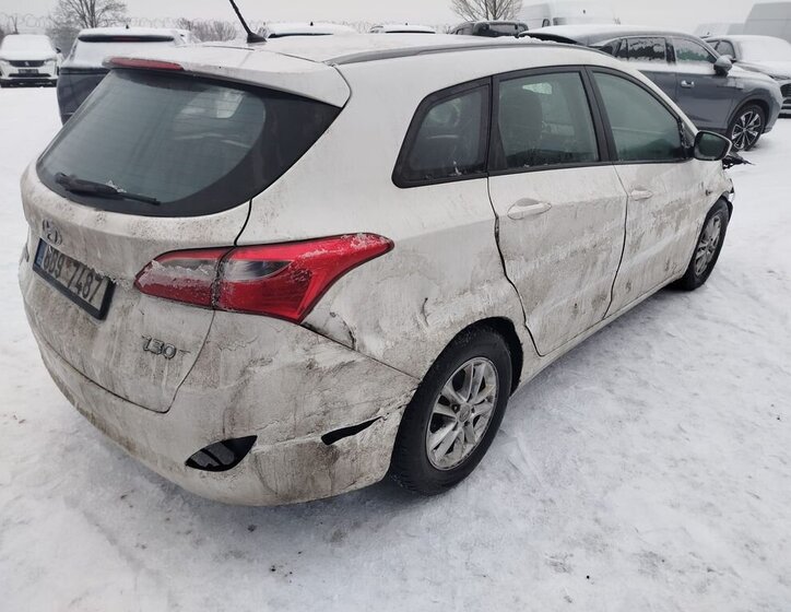 Hyundai i30 Kombi 1,4 l 73 kw