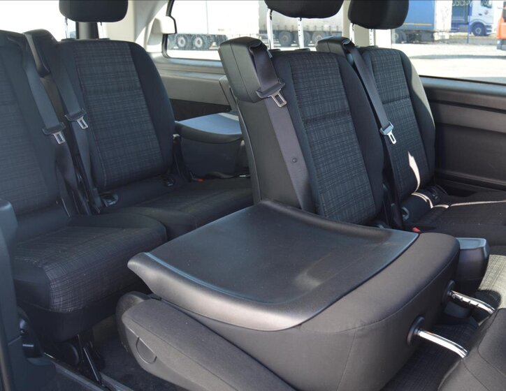 Mercedes-Benz Ostatní Ostatní 2,1 l 140 kw