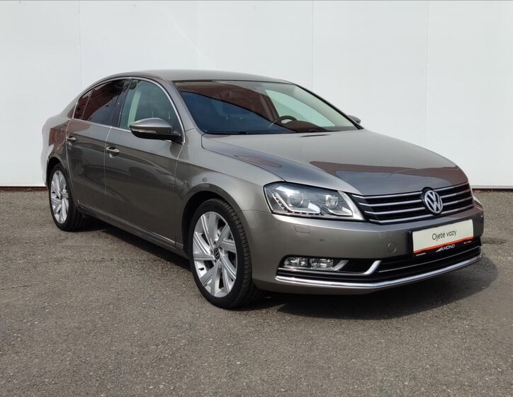 Volkswagen Passat Sedan / Limuzína 2,0 l 130 kw