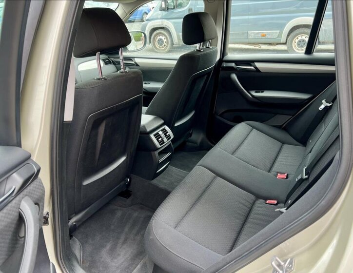 BMW X3 SUV / Terénní 2,0 l 135 kw