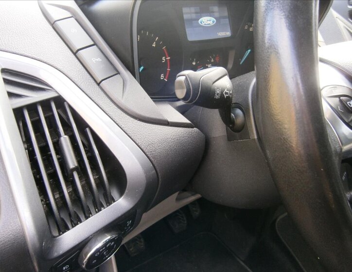 Ford Tourneo Custom 17