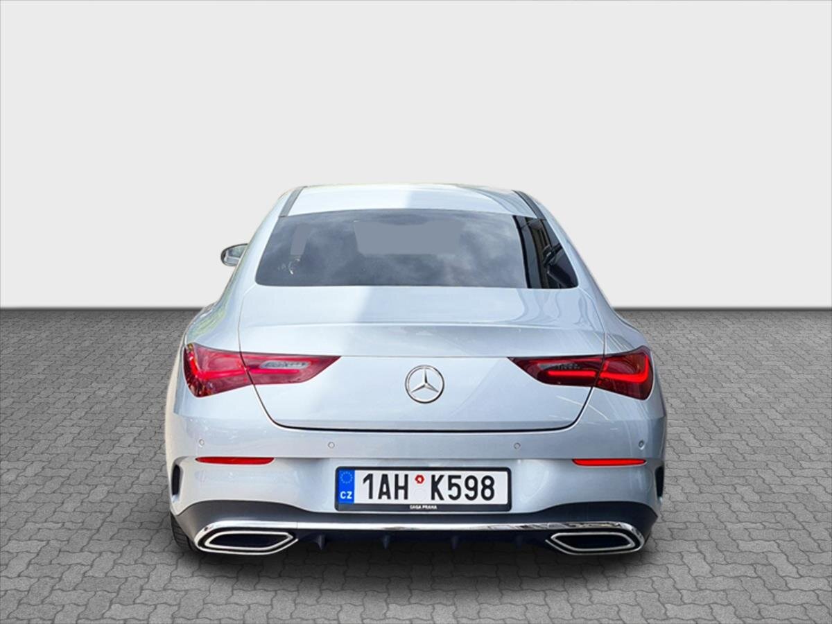 Mercedes-Benz CLA Sedan 2,0 l 110 kw
