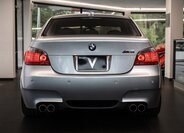 BMW M5 Sedan / Limuzína 5,0 l 373 kw