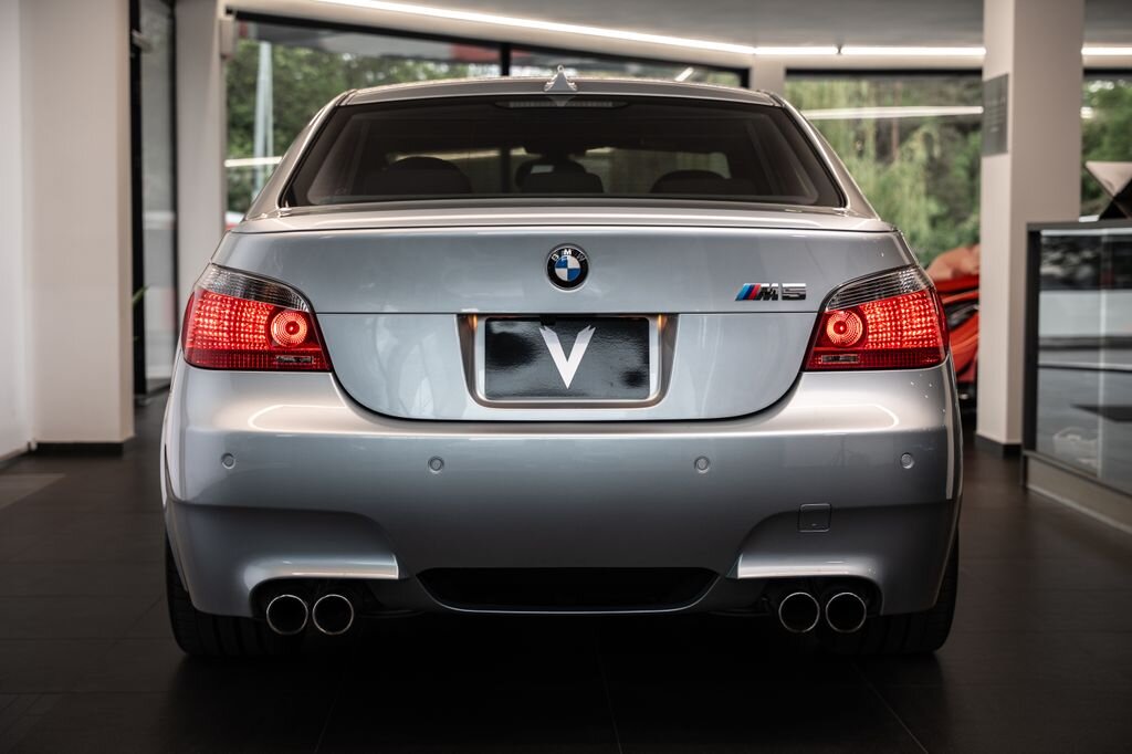 BMW M5 Sedan / Limuzína 5,0 l 373 kw
