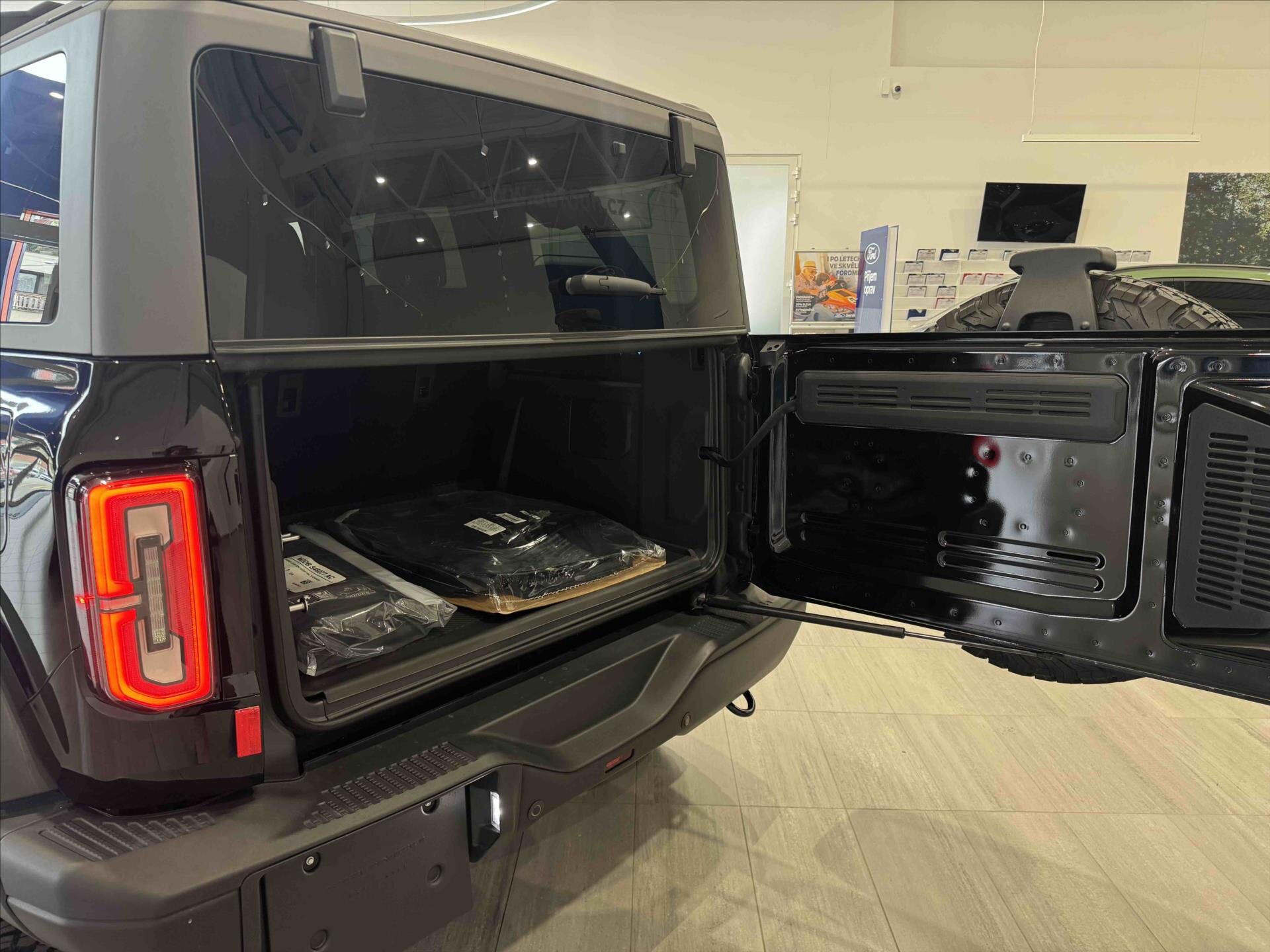 Ford Bronco Ostatní 2,7 l 246 kw