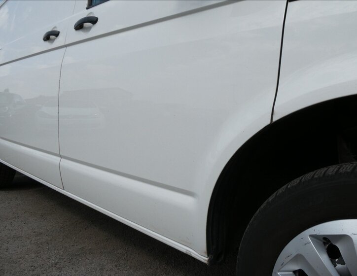 Volkswagen Transporter Skříň 2,0 l 75 kw