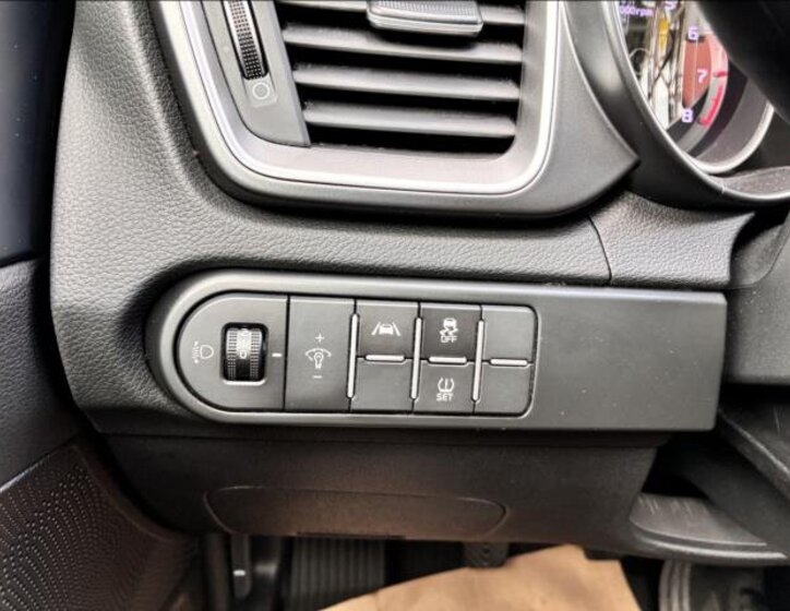 KIA Ceed Kombi 1,5 l 117 kw