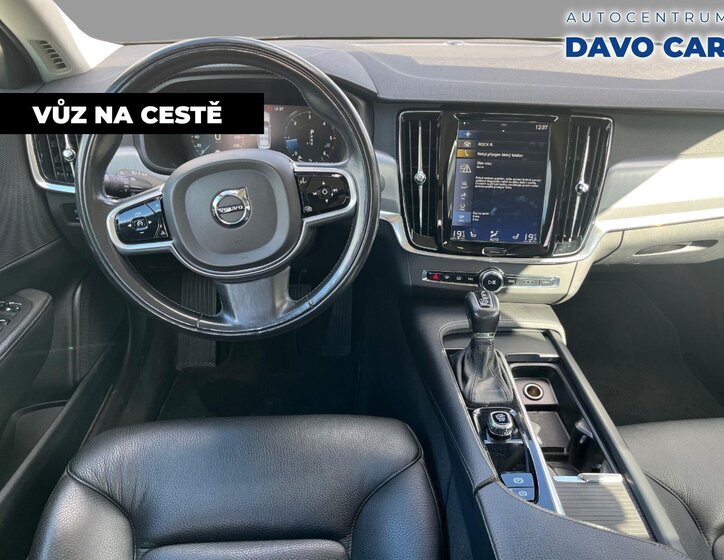 Volvo S90 Sedan / Limuzína 2,0 l 177 kw