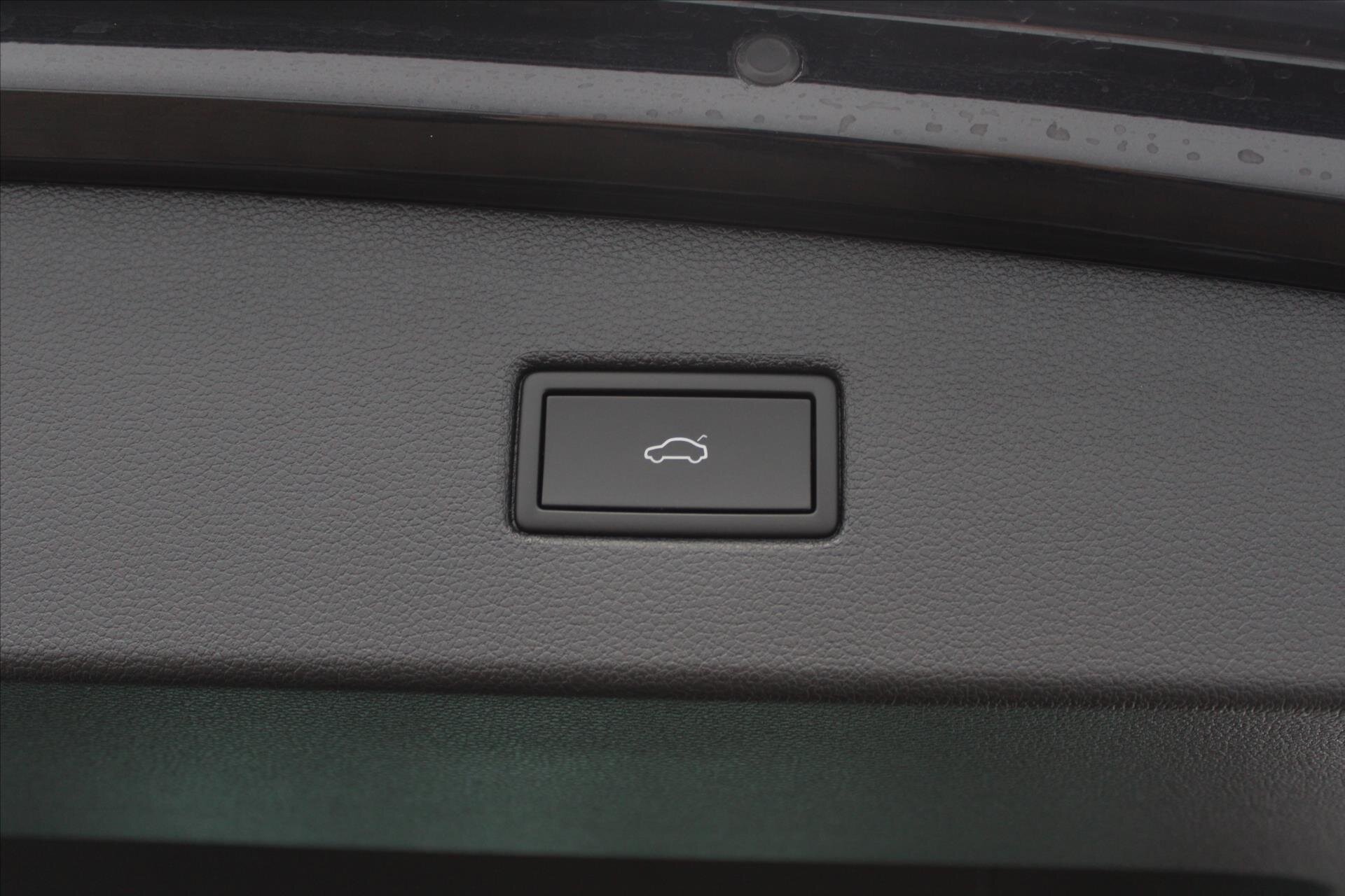 Volkswagen Tiguan SUV 2,0 l 110 kw