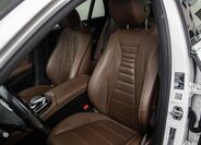 Mercedes-Benz Třídy E 12