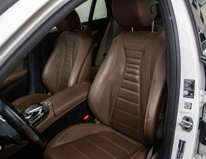 Mercedes-Benz Třídy E 12