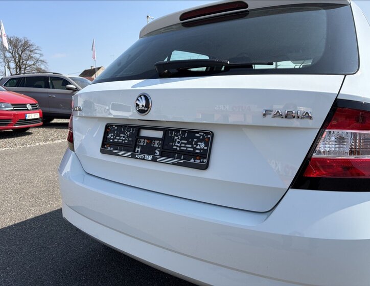 Škoda Fabia Hatchback 999,0 44 kw