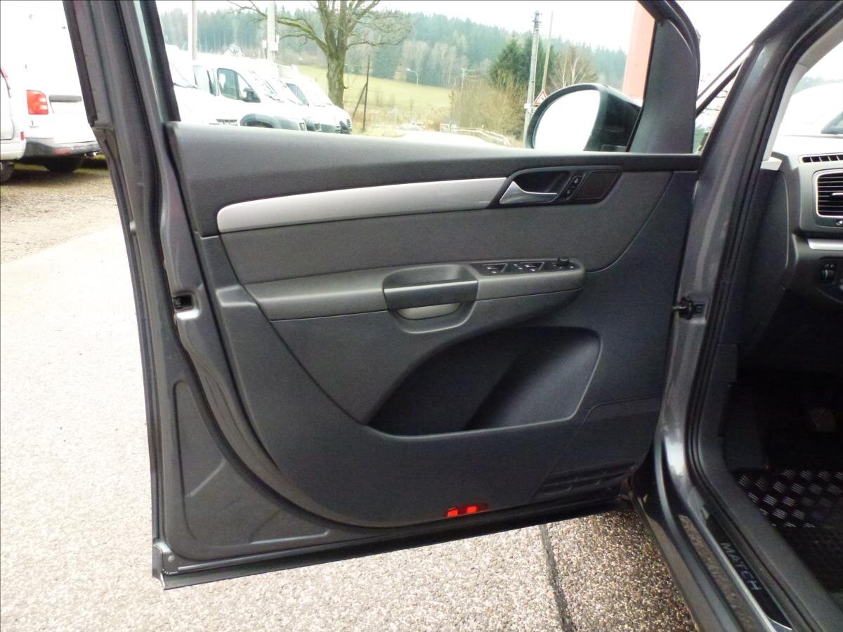 Volkswagen Sharan Kombi 2,0 l 125 kw