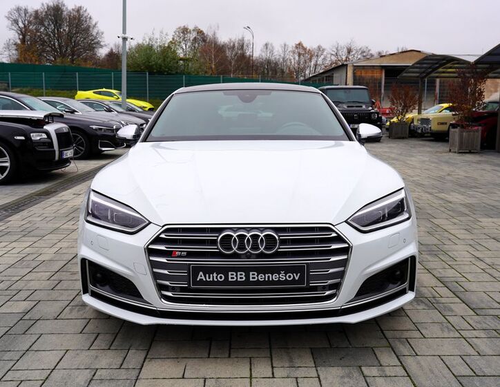 Audi S5 1