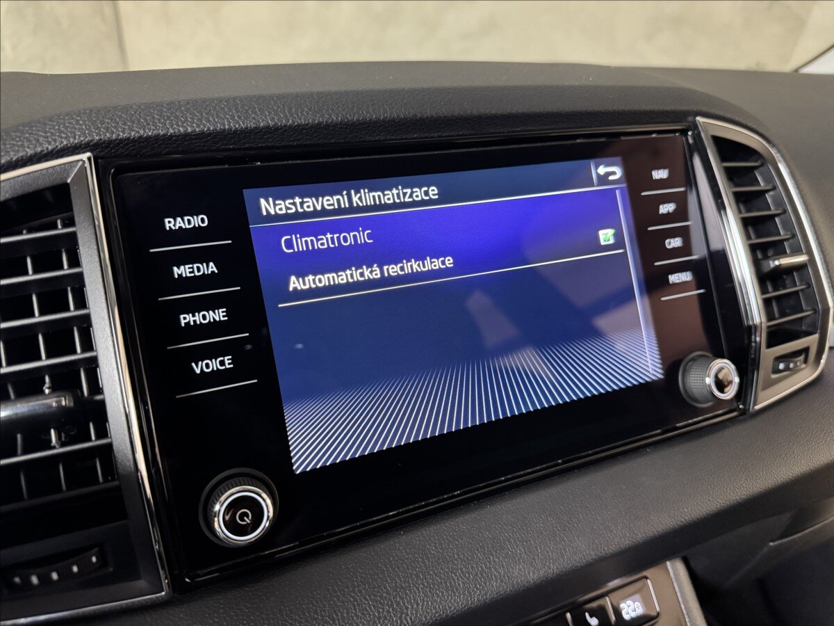 Škoda Karoq SUV / Terénní 1,5 l 110 kw