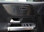 Mercedes-Benz GLB SUV / Terénní 2,0 l 225 kw