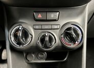 Peugeot 208 15