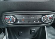 Opel Crossland X SUV 1,2 l 61 kw