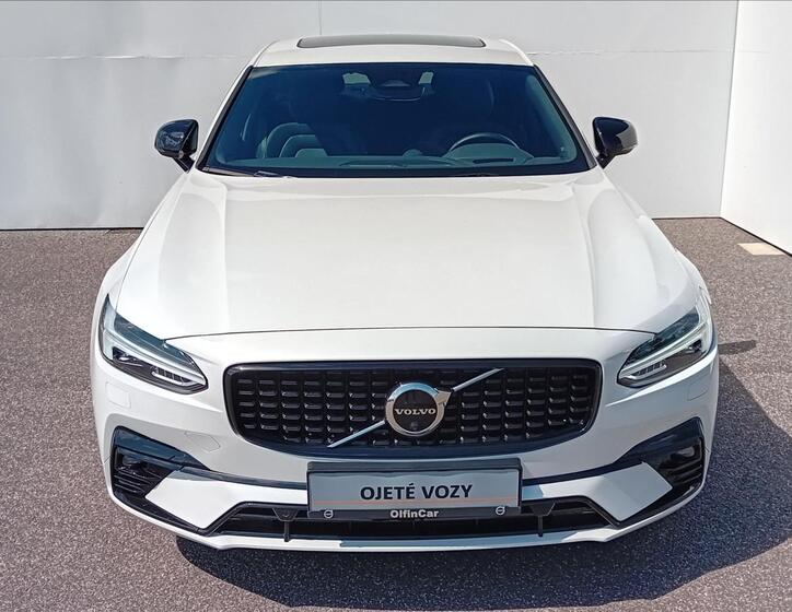 Volvo S90 4