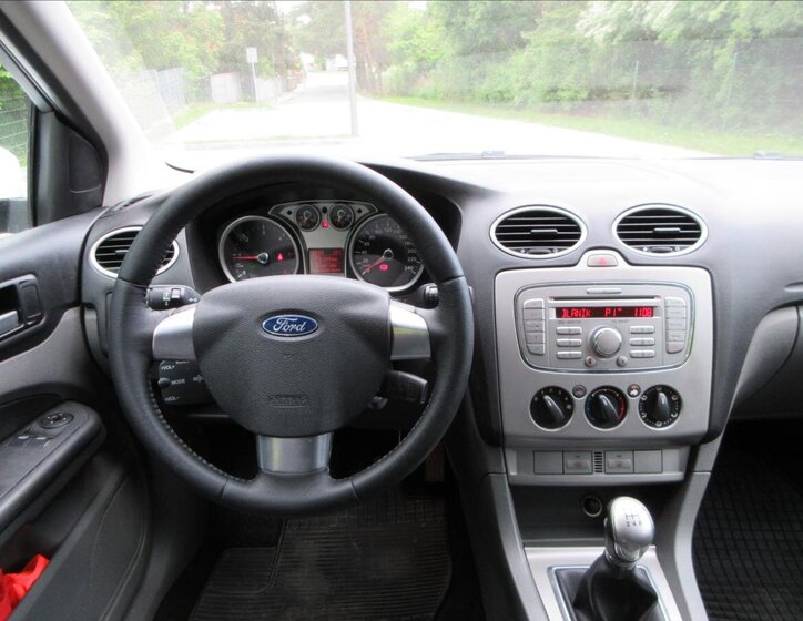 Ford Focus Kombi 1,6 l 66 kw