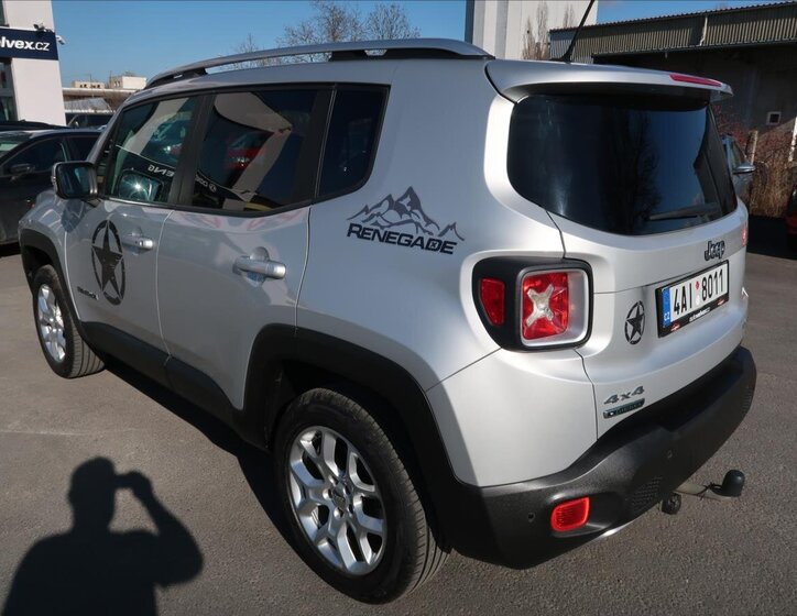 Jeep Renegade SUV / Terénní 2,0 l 103 kw