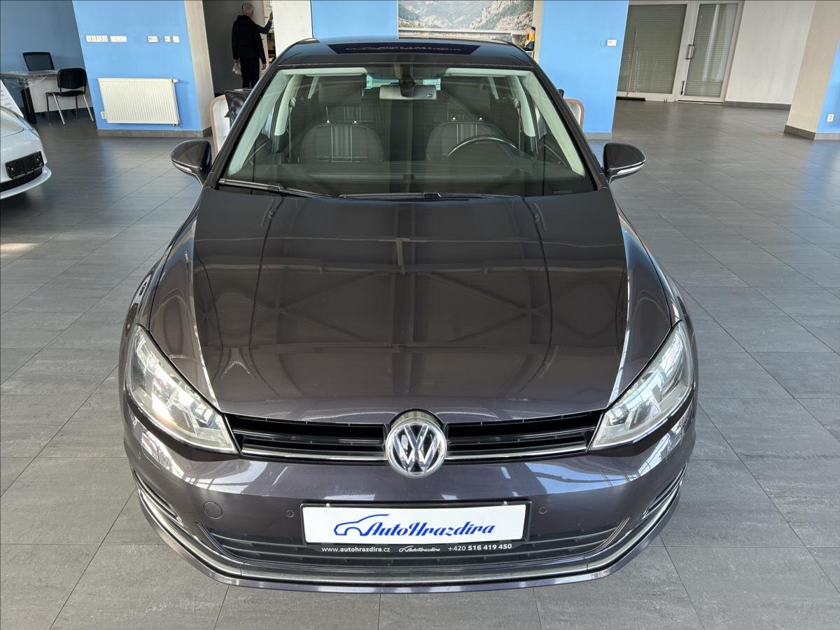 Volkswagen Golf Hatchback 1,2 l 81 kw