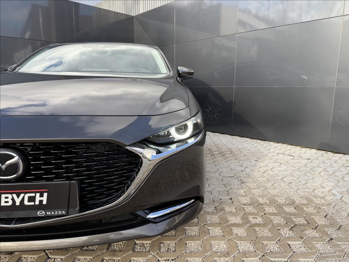 Mazda 3 Sedan / Limuzína 2,0 l 132 kw