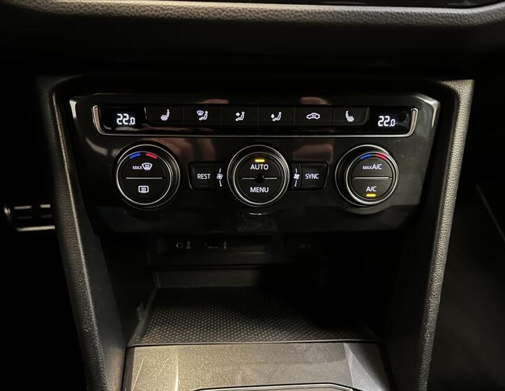 Volkswagen Tiguan 16