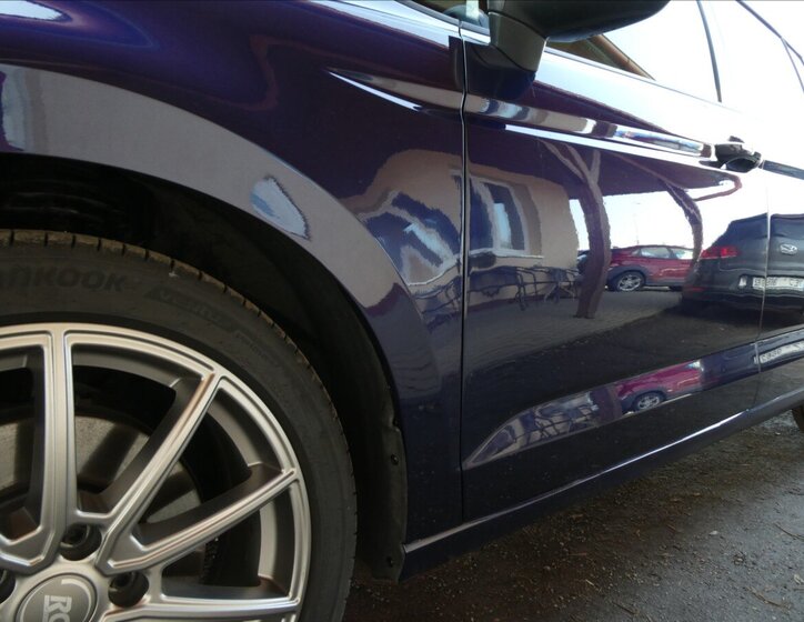 Volkswagen Touran MPV 1,2 l 81 kw