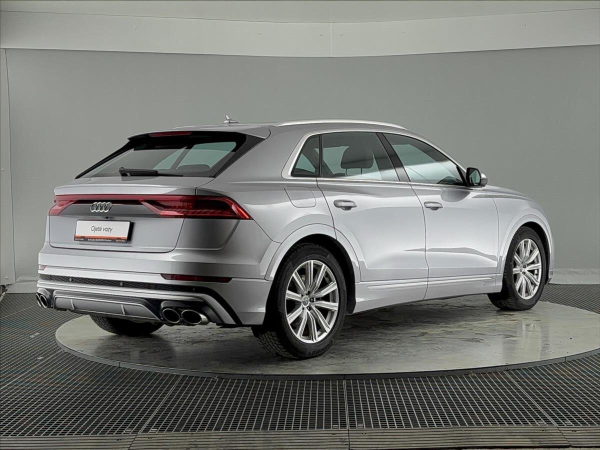 Audi SQ8 SUV / Terénní 4,0 l 373 kw