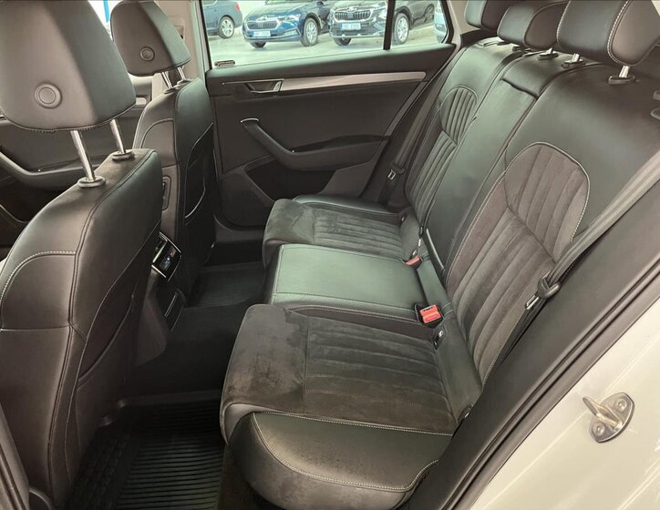 Škoda Superb Kombi 1,4 l 160 kw