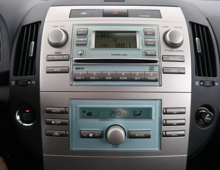 Toyota Corolla Verso 18