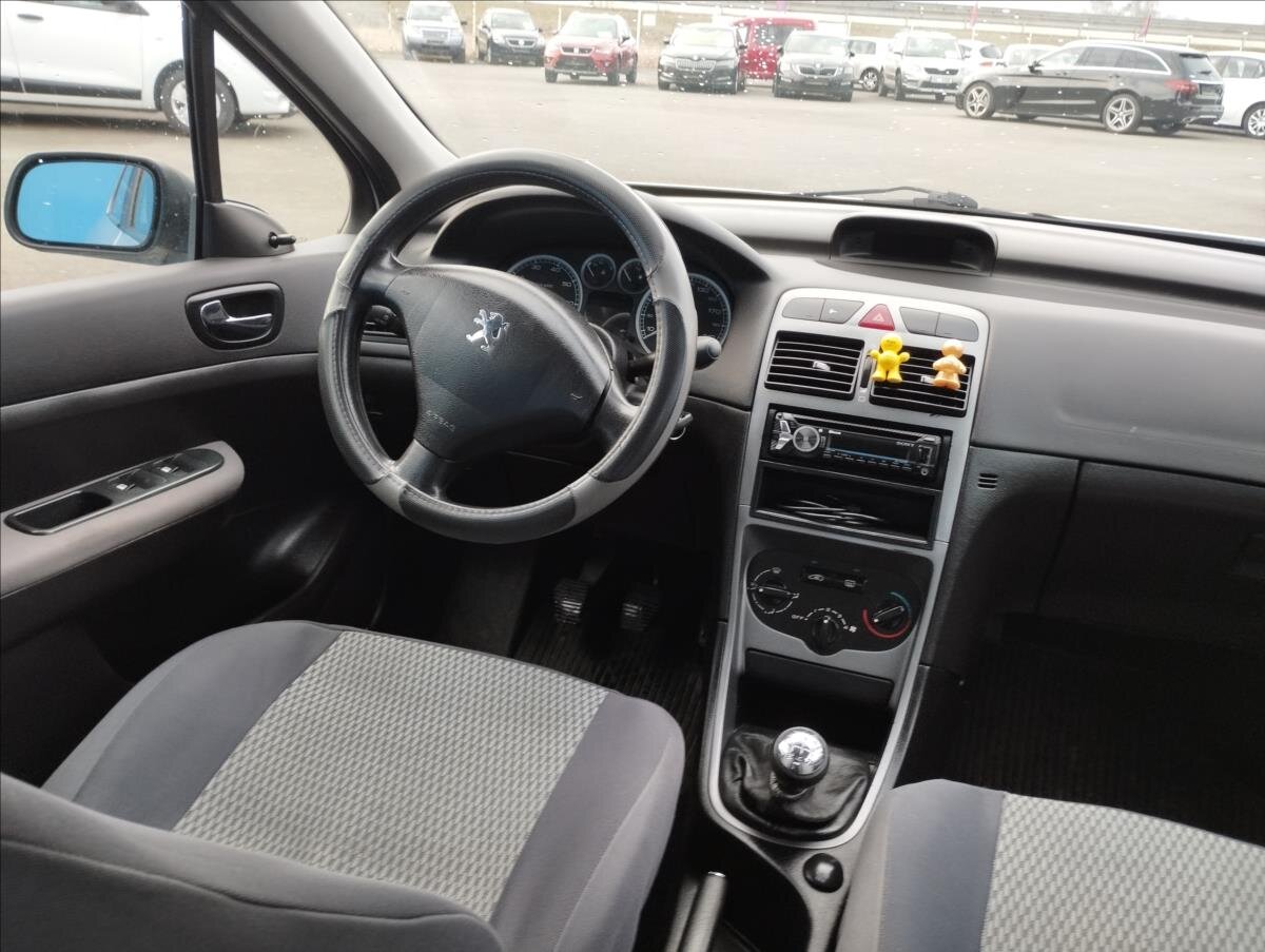 Peugeot 307 Hatchback 1,4 l 55 kw