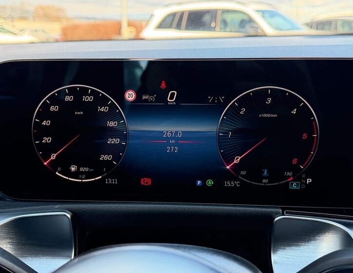 Mercedes-Benz GLB SUV / Terénní 2,0 l 110 kw