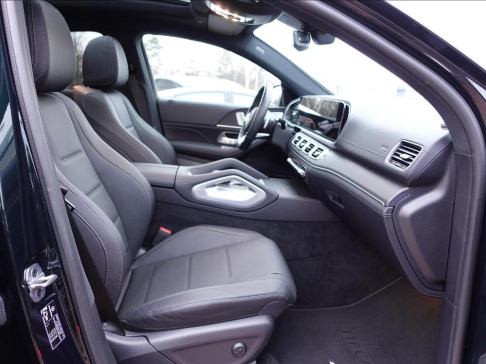 Mercedes-Benz GLE 12