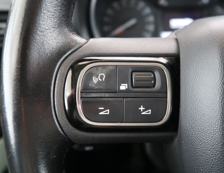 Citroën Berlingo MPV 1,5 l 75 kw