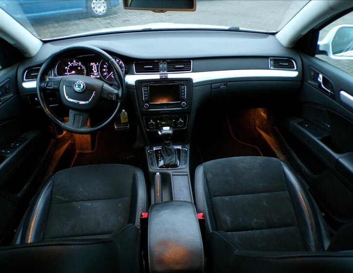 Škoda Superb 7