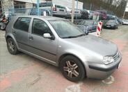 Volkswagen Golf 16