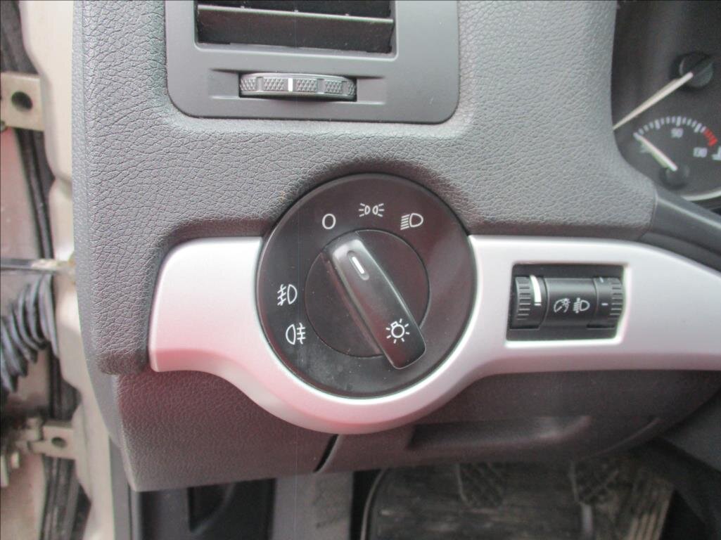 Škoda Octavia Kombi 1,6 l 77 kw