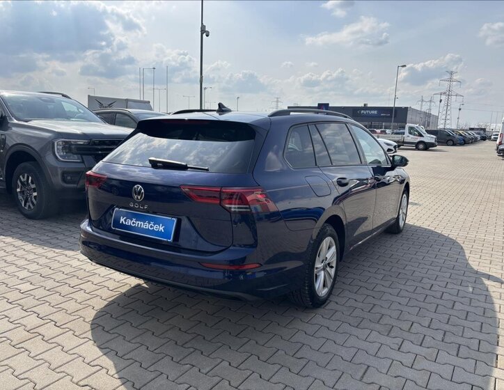 Volkswagen Golf Kombi 1,5 l 96 kw