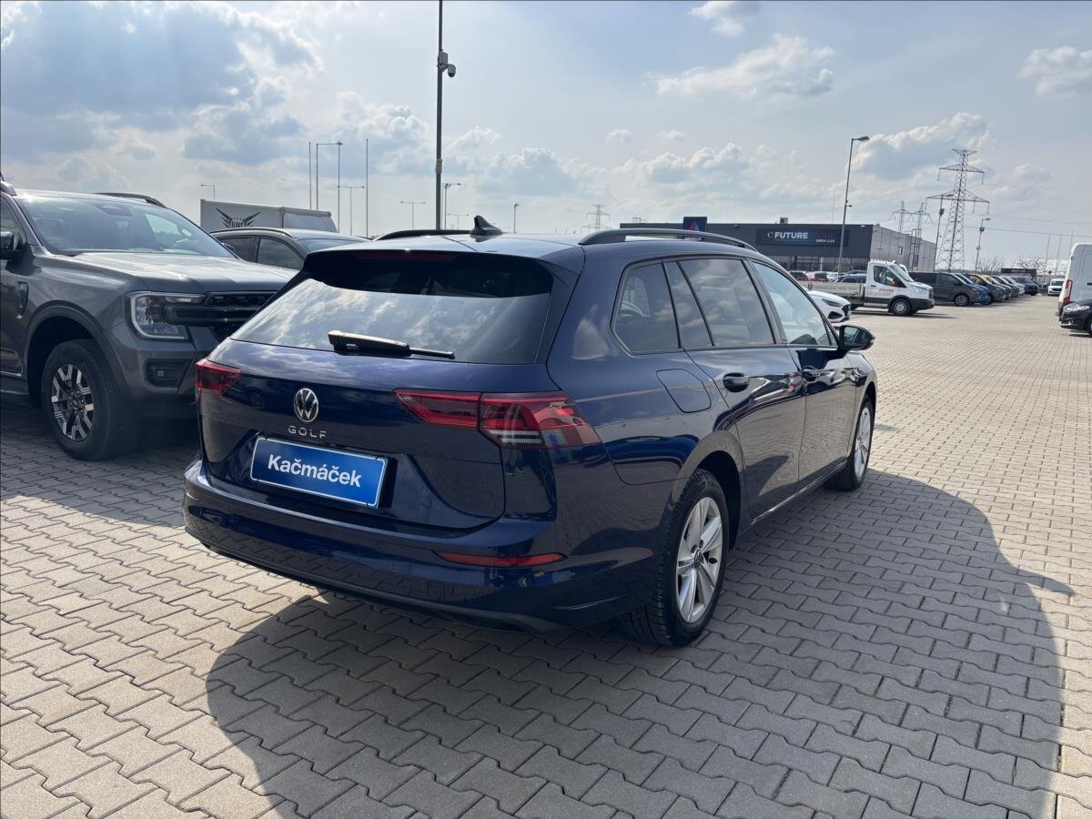 Volkswagen Golf Kombi 1,5 l 96 kw