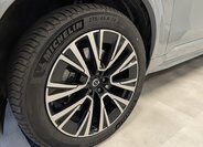 Volvo XC90 Ostatní 2,0 l 335 kw