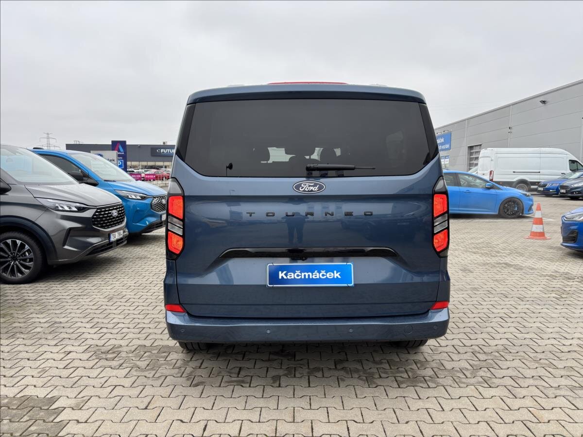 Ford Tourneo Custom