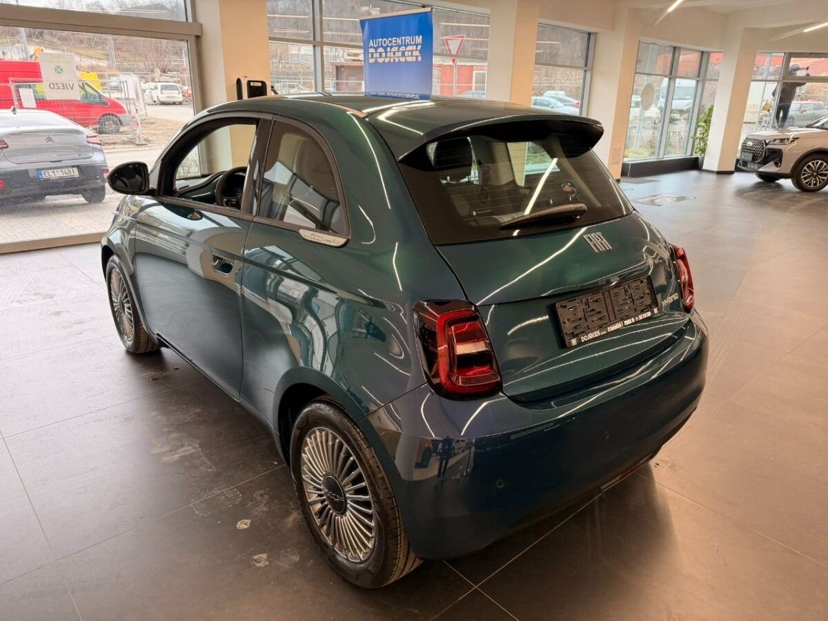Fiat 500 Hatchback 999,0 48 kw