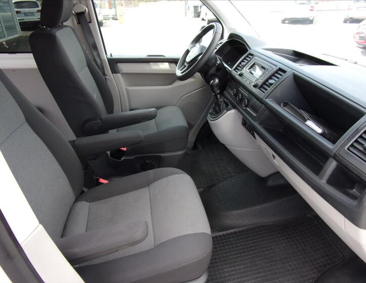 Volkswagen Transporter 8