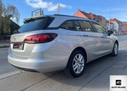 Opel Astra 8