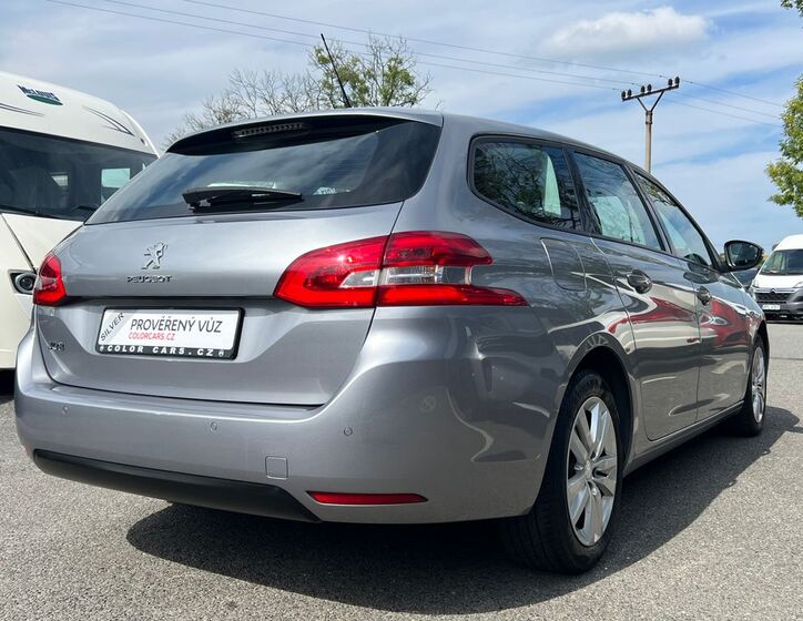 Peugeot 308 5