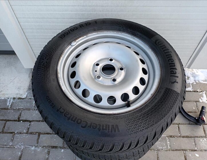 Volkswagen Touran MPV 1,2 l 77 kw